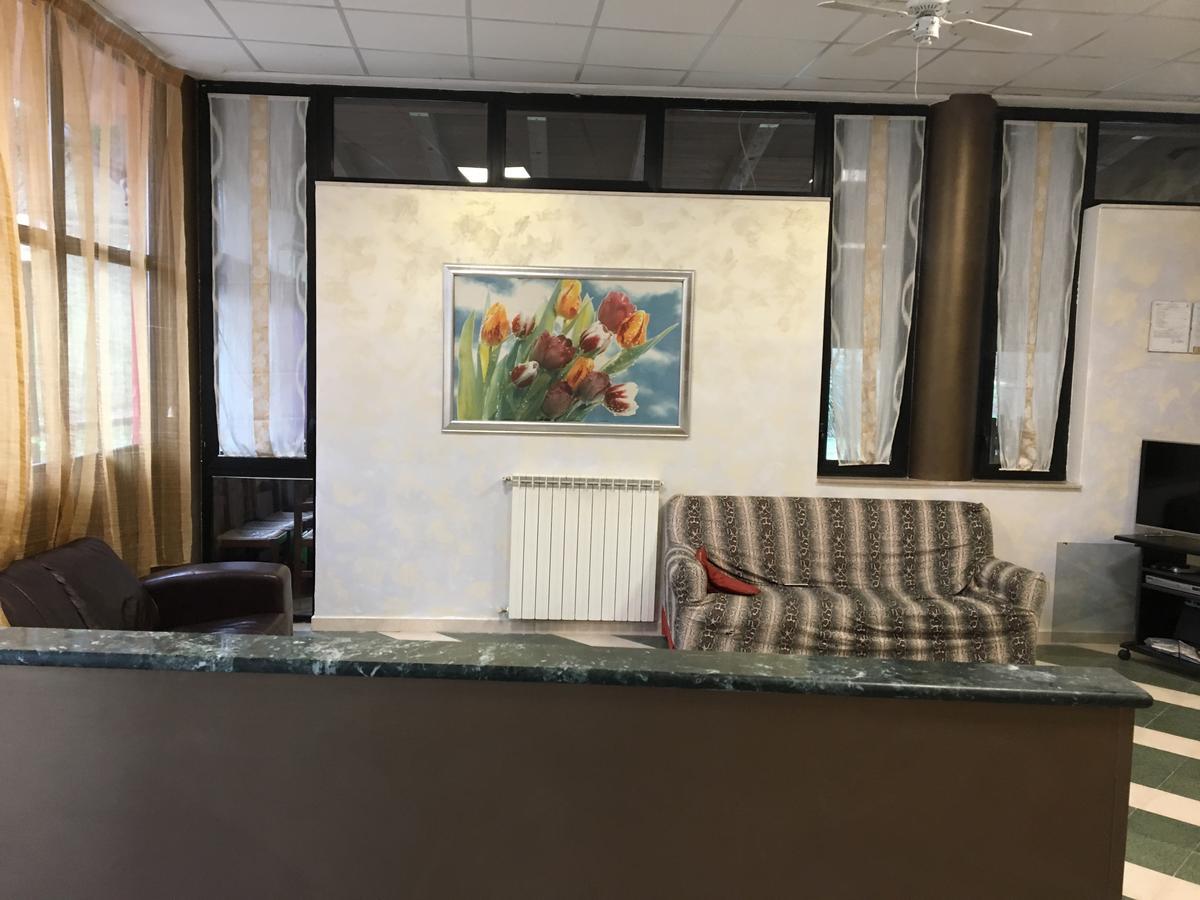 Civitella Roveto Hotel River מראה חיצוני תמונה