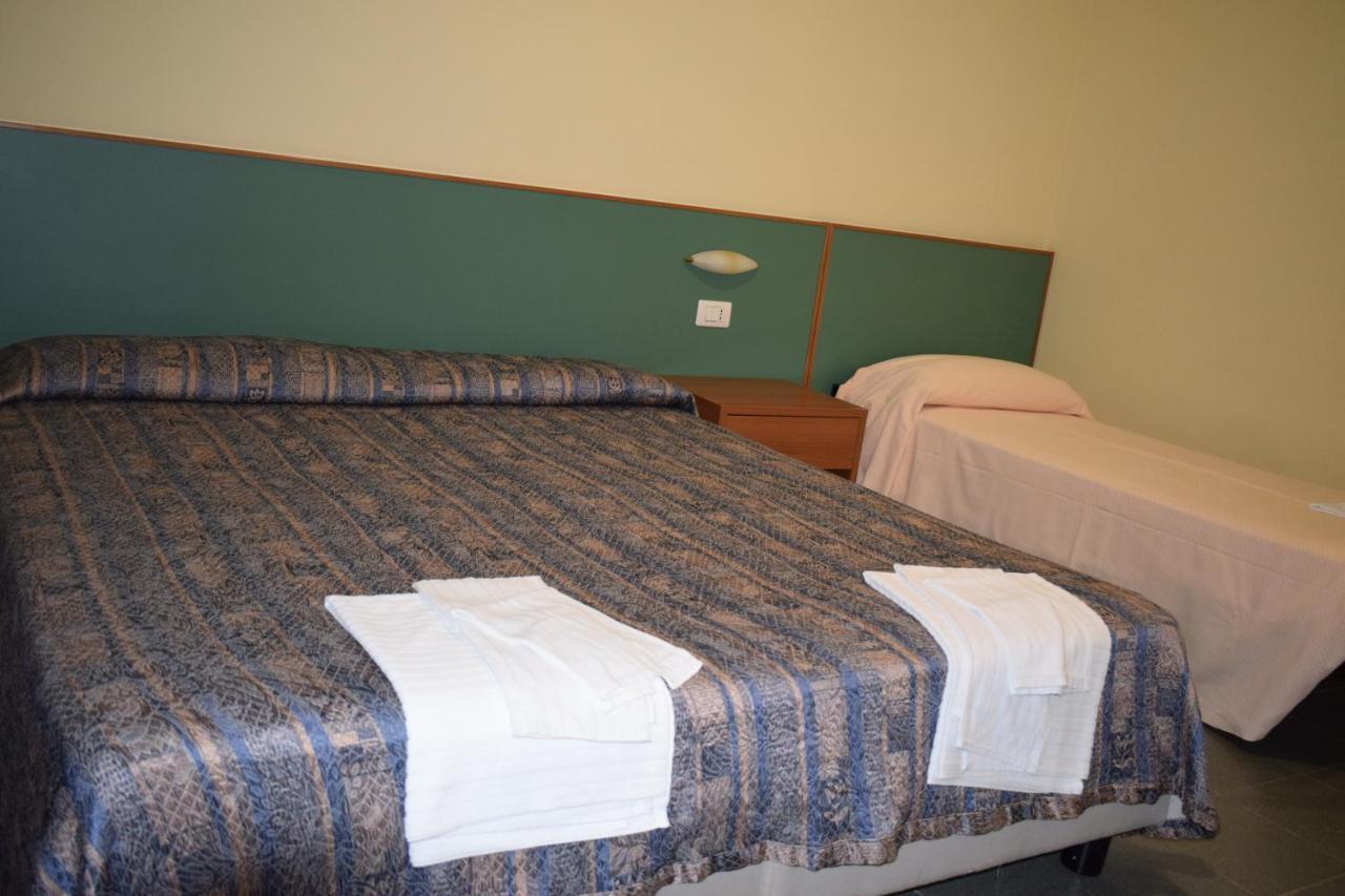 Civitella Roveto Hotel River מראה חיצוני תמונה