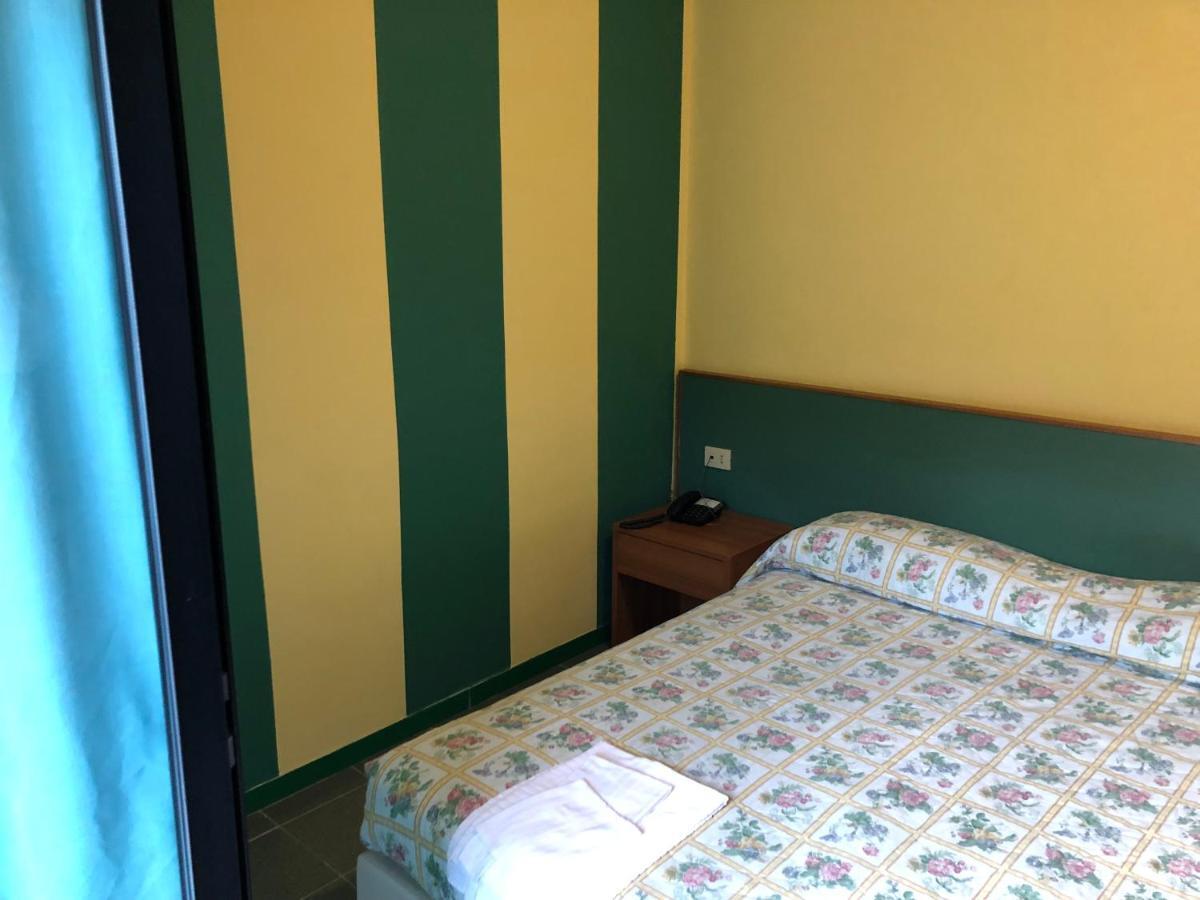 Civitella Roveto Hotel River מראה חיצוני תמונה